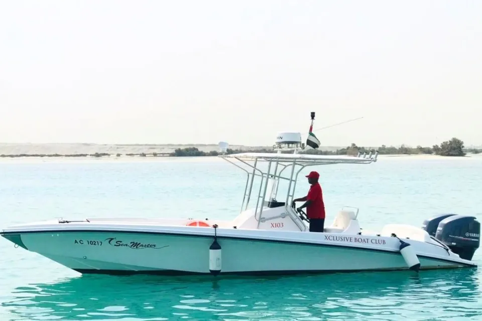 X103 Hareb at Hidd Al Saadiyat, Abu Dhabi
